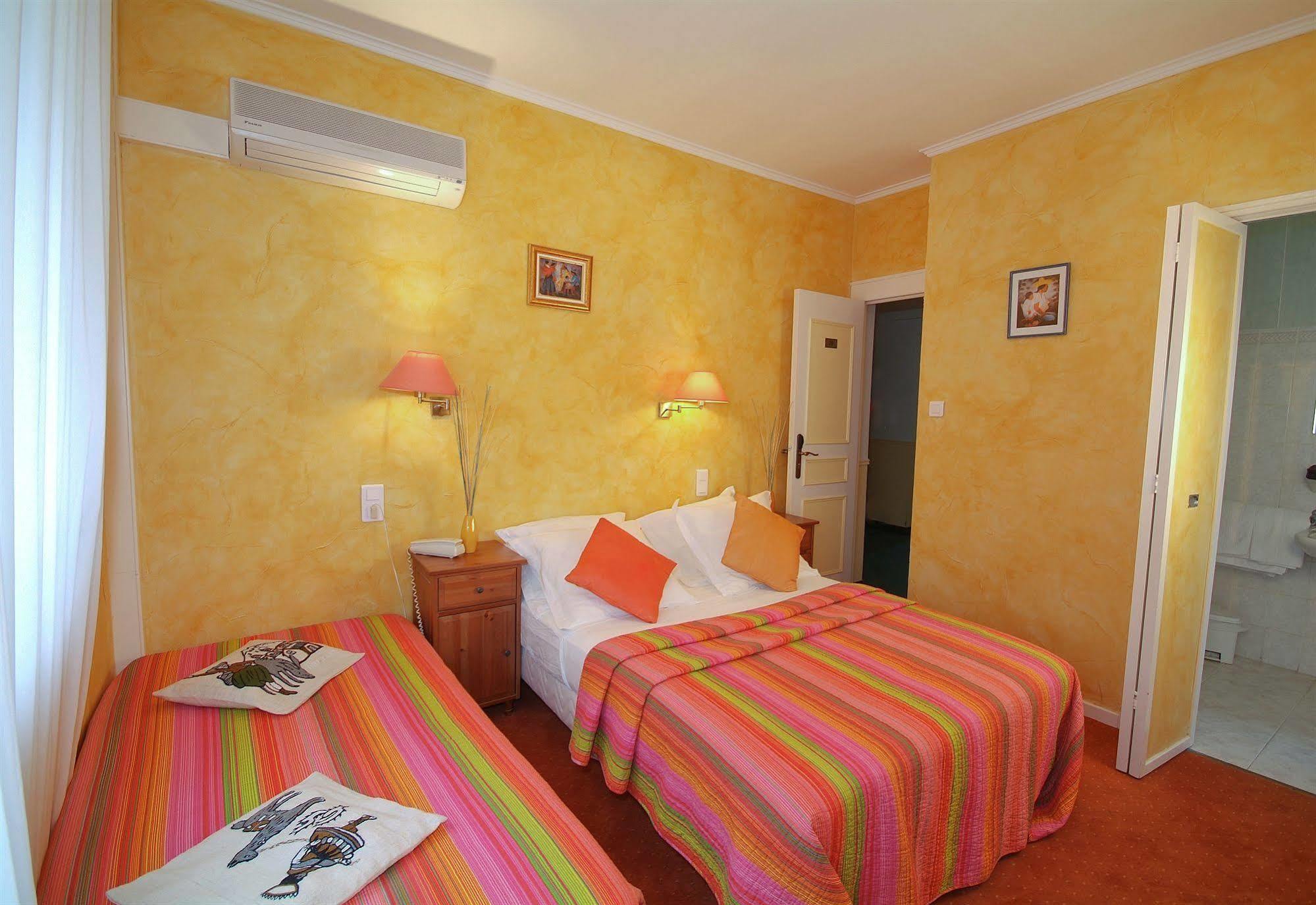 Cit'Hotel Le Mirage Истр Екстериор снимка